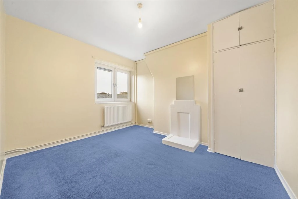 Flat in London, United Kingdom, 70 m² - picture 16