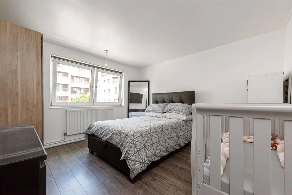 Flat in London, United Kingdom, 42 m² - picture 17