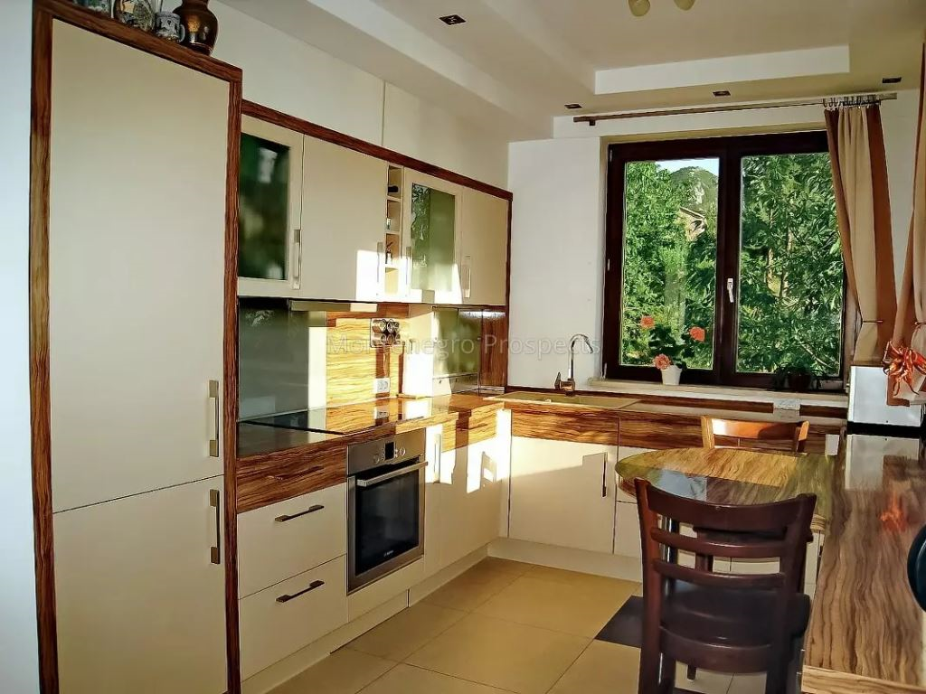 Villa in Sveti Stefan, Montenegro, 392 m² - Foto 12