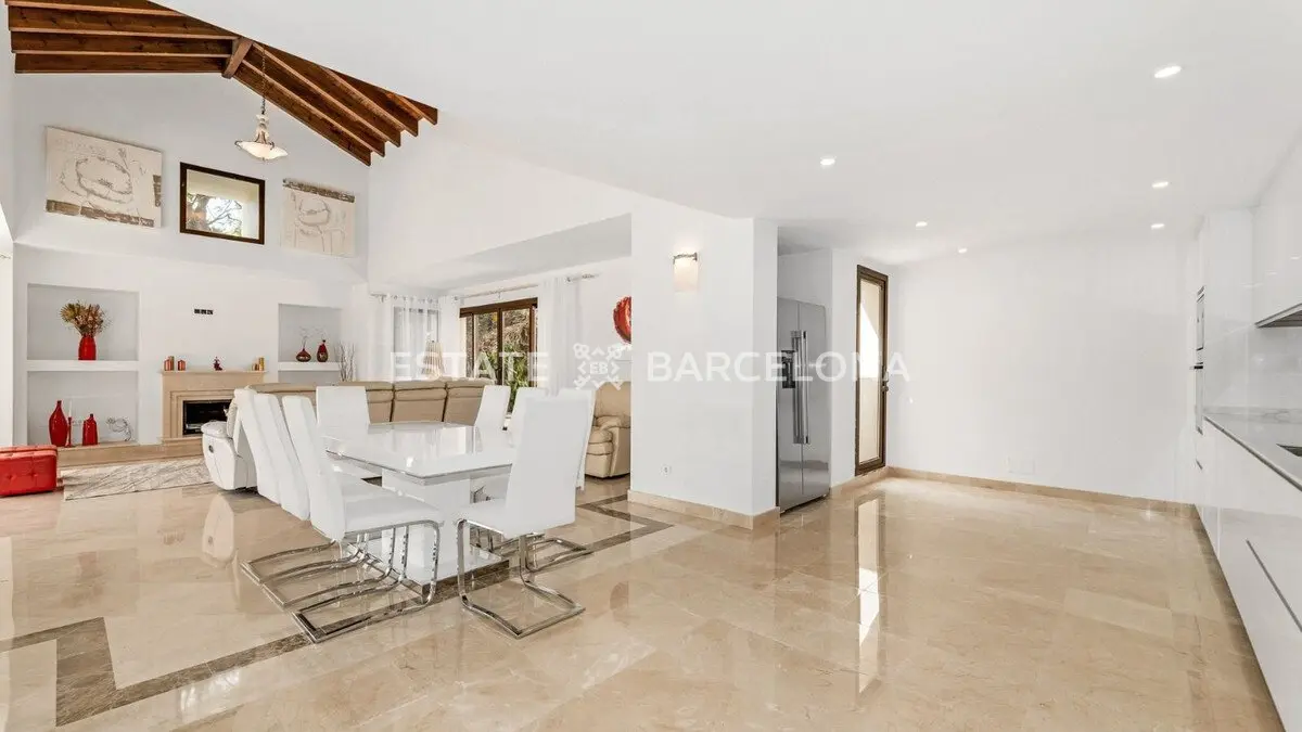 Villa à Malaga, Espagne, 396 m² - image 11