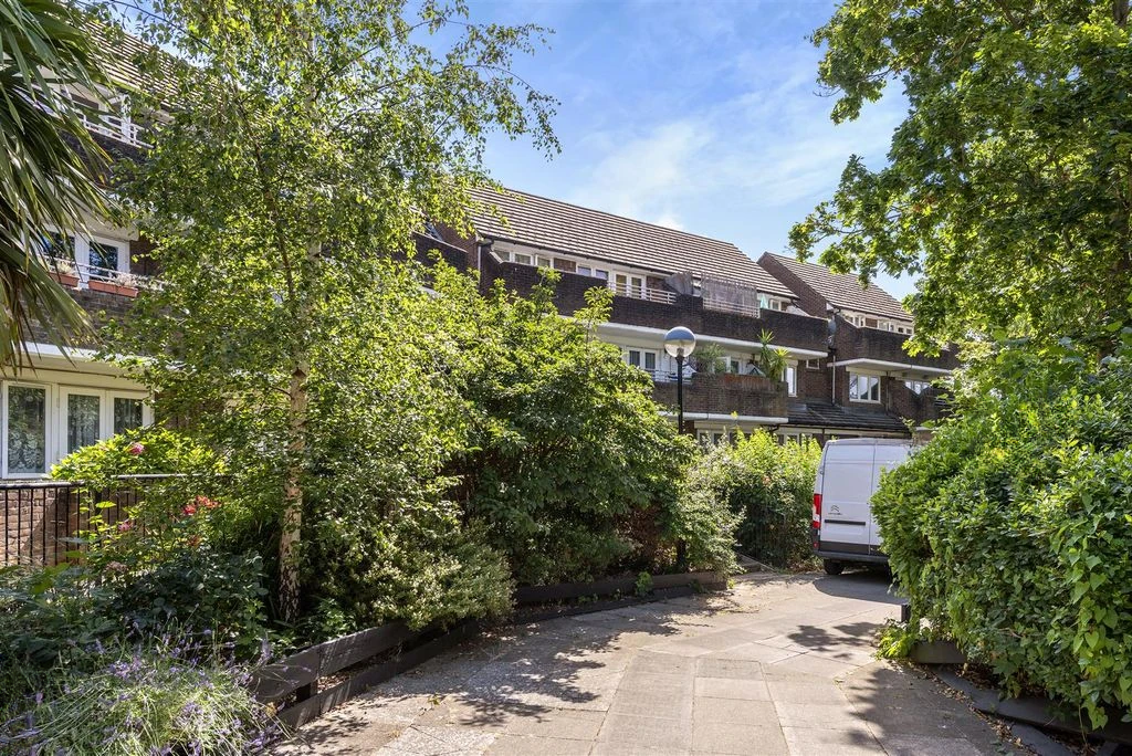 Flat in London, United Kingdom, 50 m² - picture 8