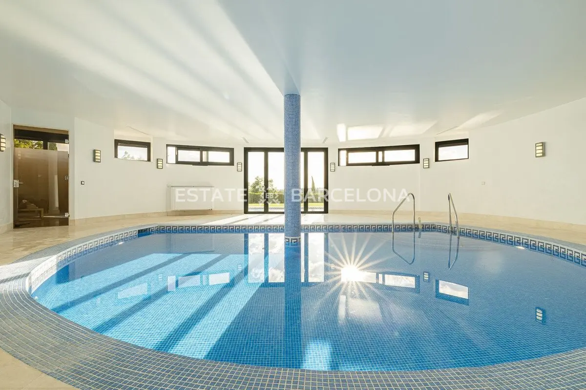 Villa in Malaga, Spanien, 1 081 m² - Foto 7