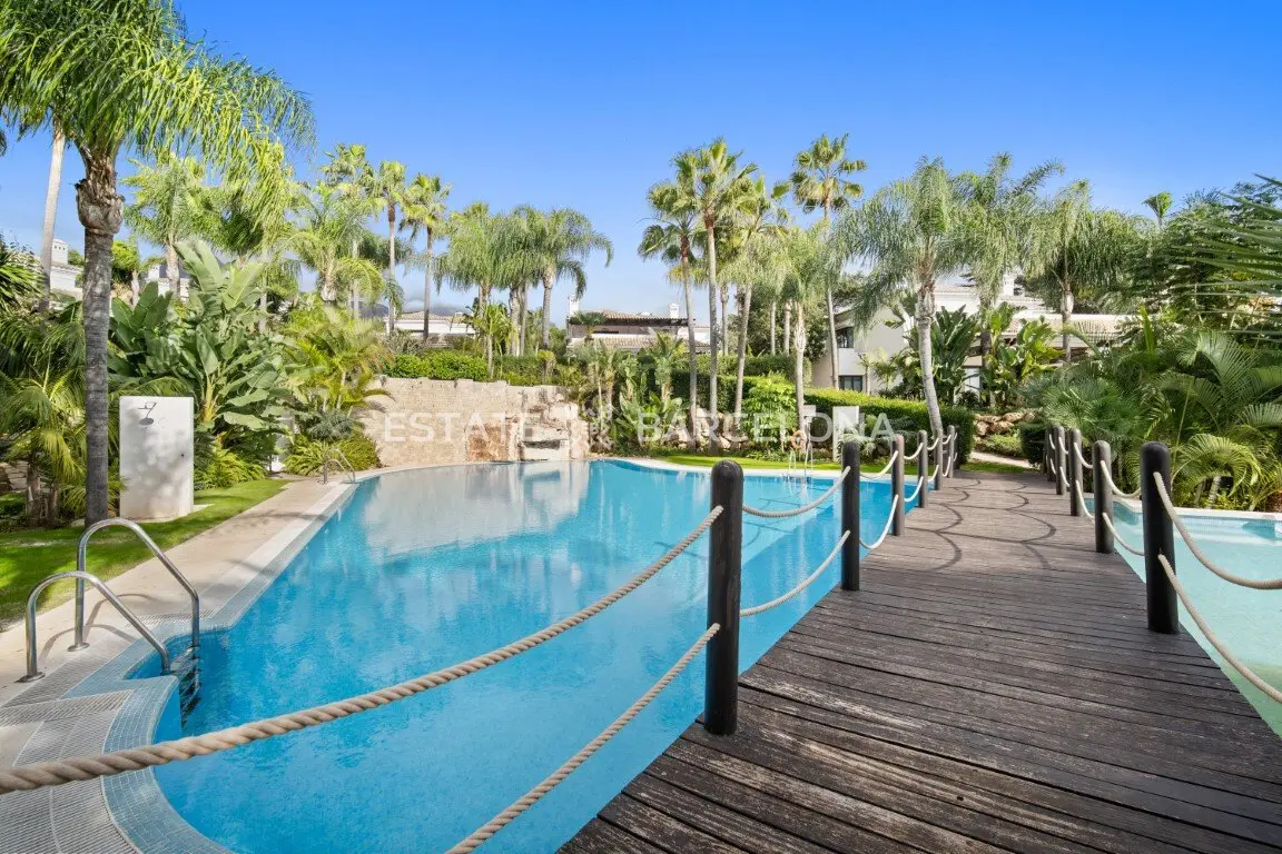 Villa en Marbella, España, 550 m² - imagen 9