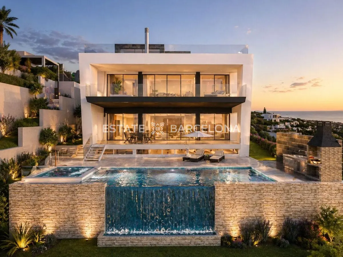 Terreno en Málaga, España, 708 m² - imagen 2