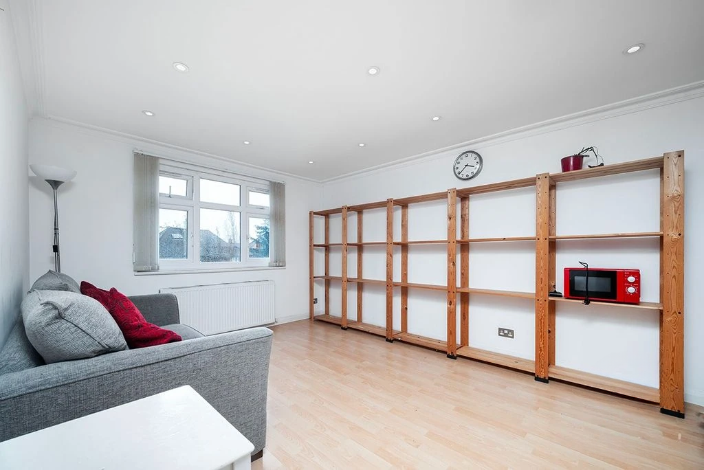 Flat in London, United Kingdom, 62 m² - picture 8