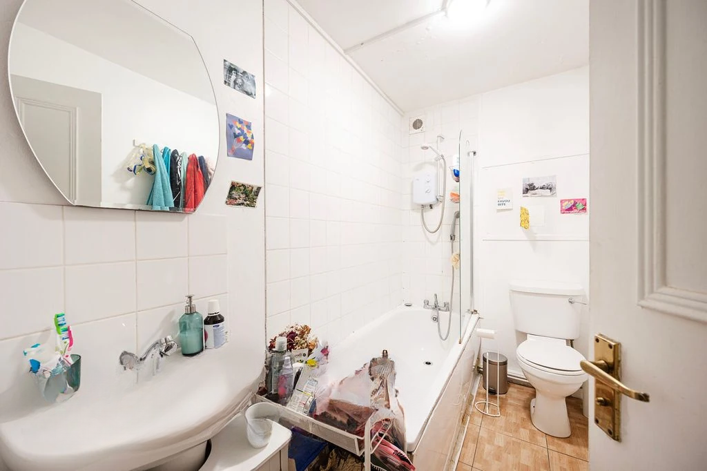 Flat in London, United Kingdom, 40 m² - picture 1