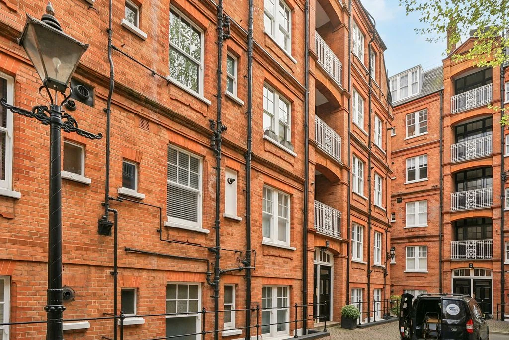 Flat in London, United Kingdom, 69 m² - picture 6