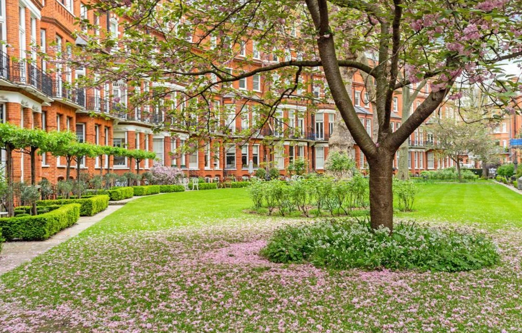 Flat in London, United Kingdom, 106 m² - picture 7