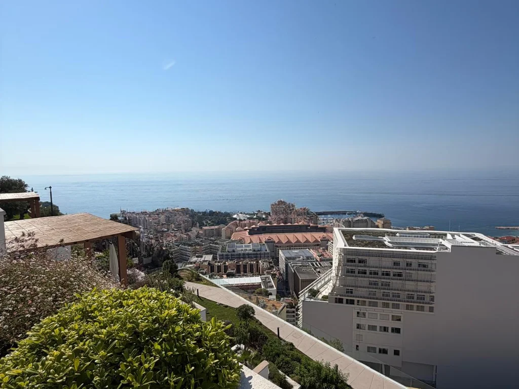 Flat in Monaco, Monaco, 292 m² - picture 1