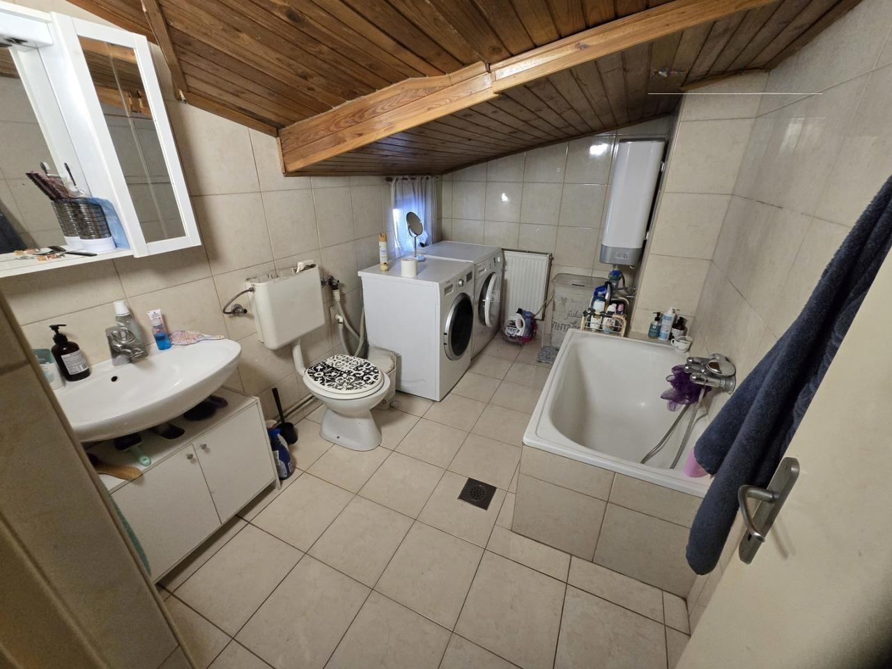 Flat in Ljubljana, Slovenia, 96 m² - picture 12