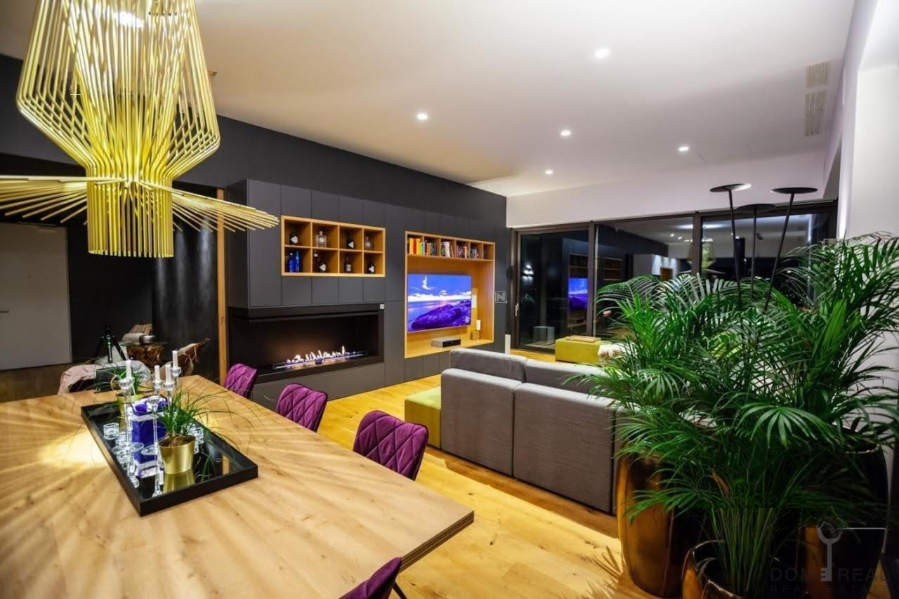 Flat in Ljubljana, Slovenia, 326 m² - picture 17