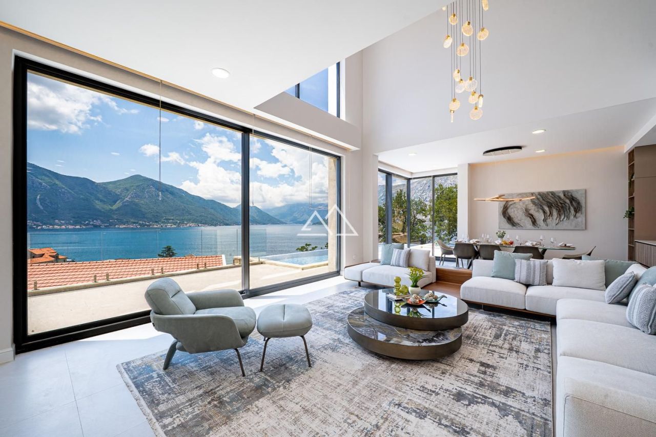 Villa à Dobrota, Monténégro, 413 m² - image 1