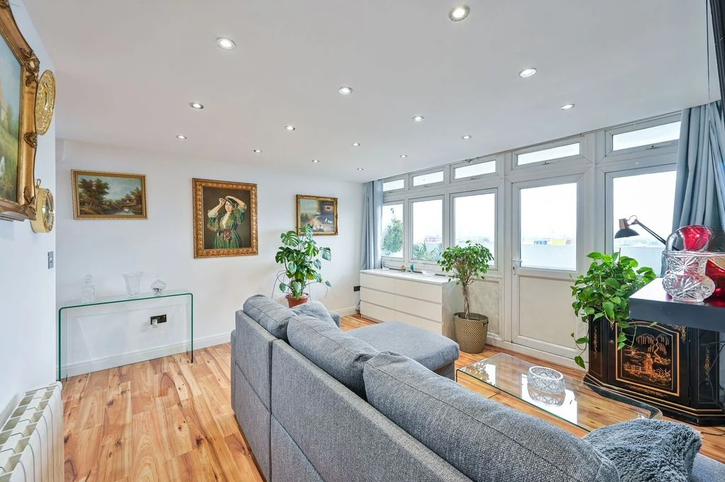 Flat in London, United Kingdom, 52 m² - picture 6