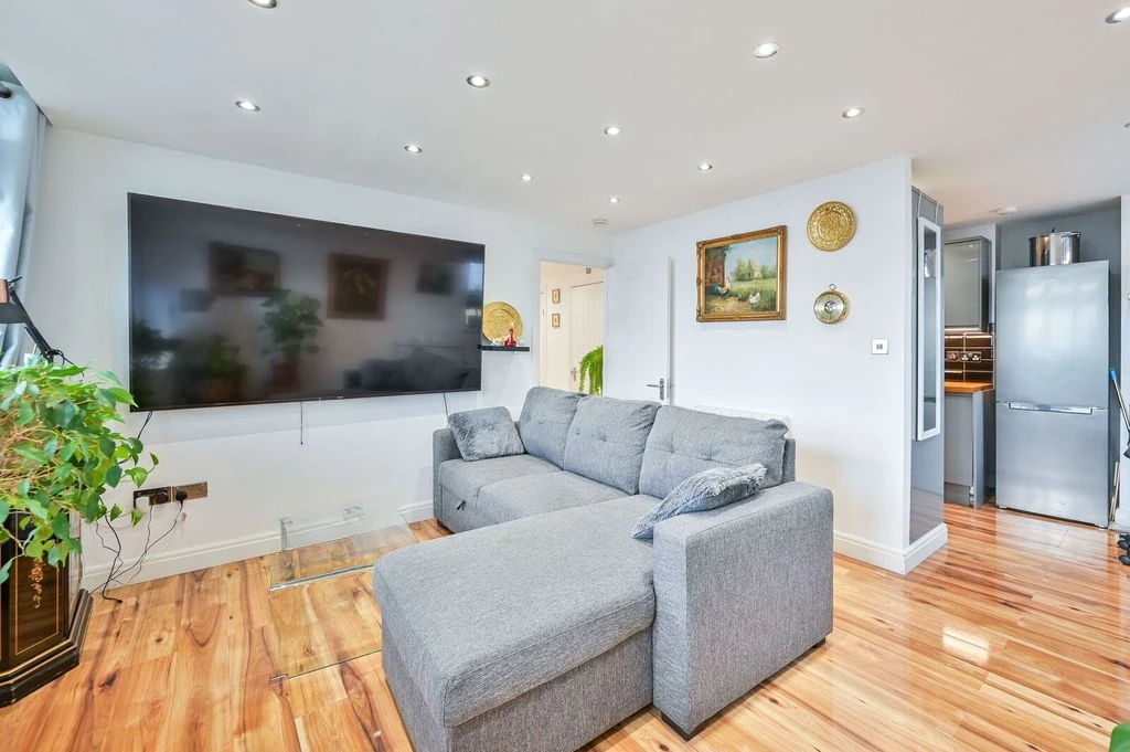 Flat in London, United Kingdom, 52 m² - picture 7
