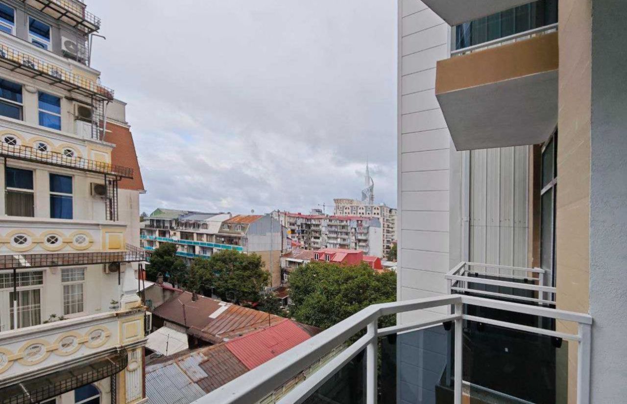 Flat in Batumi, Georgia, 110 m² - picture 5