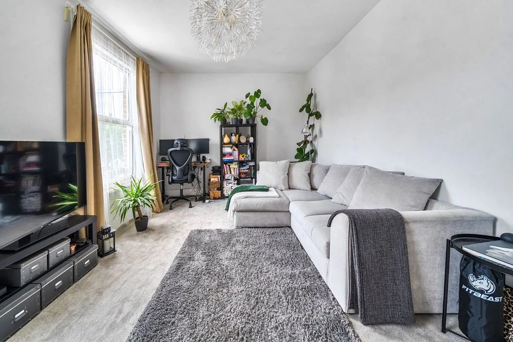 Flat in London, United Kingdom, 50 m² - picture 4