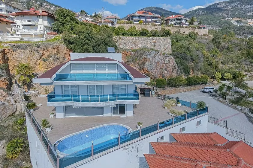 Villa à Alanya, Turquie, 400 m² - image 1