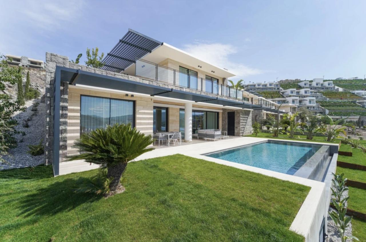 Villa à Bodrum, Turquie, 320 m² - image 1