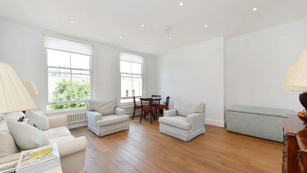 Flat in London, United Kingdom, 86 m² - picture 6