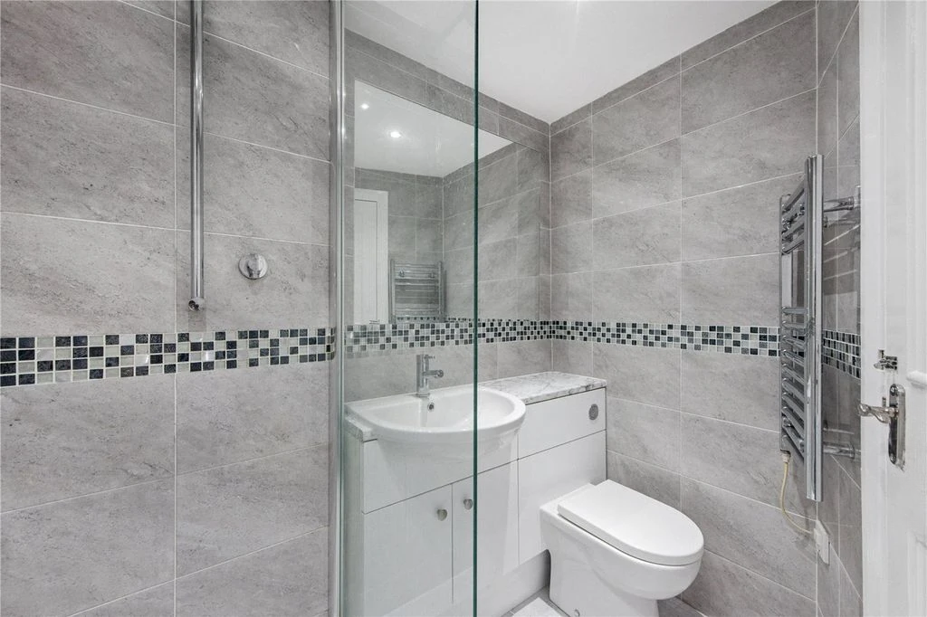Flat in London, United Kingdom, 41 m² - picture 5