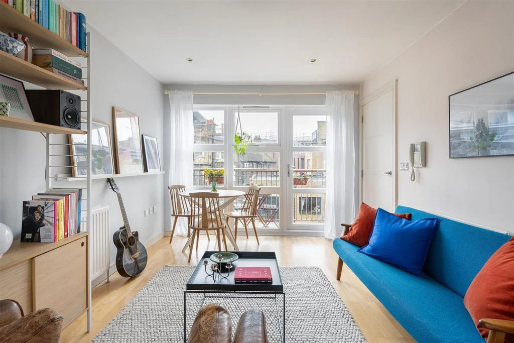 Flat in London, United Kingdom, 39 m² - picture 14
