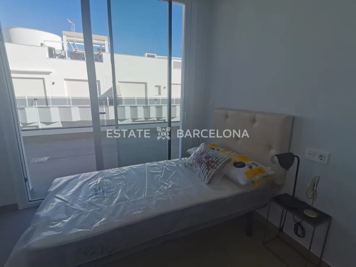 Penthouse à Alicante, Espagne, 70 m² - image 10