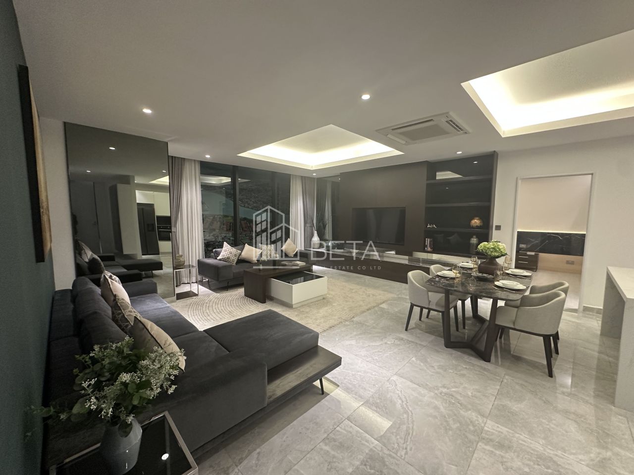 Piso en Nom Pen, Camboya, 166 m² - imagen 1