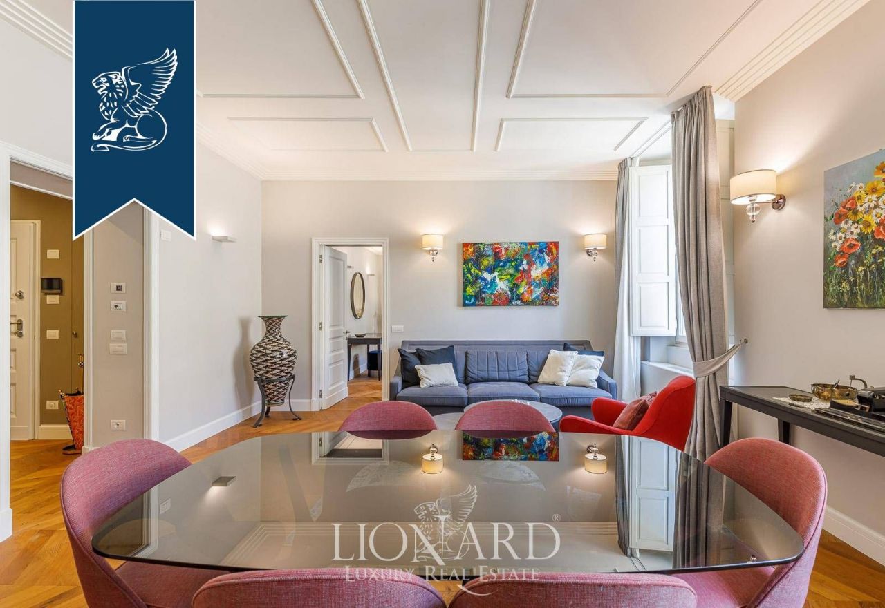Apartment in Florence, Italy, 78 m² - picture 2