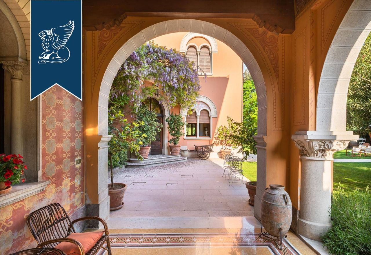 Villa a Pordenone, Italia, 900 m² - foto 8
