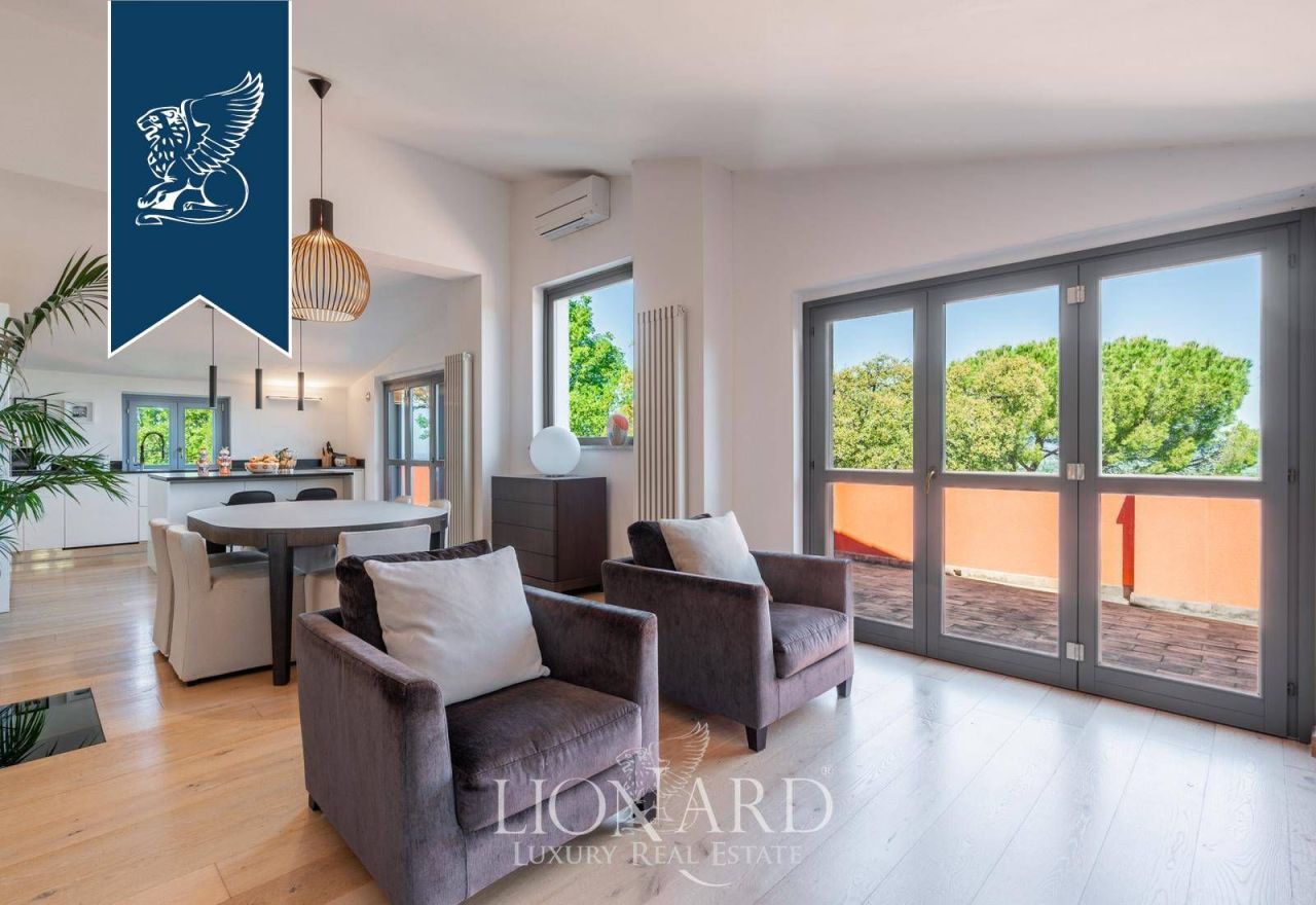 Granja en Grosseto, Italia, 600 m² - imagen 19