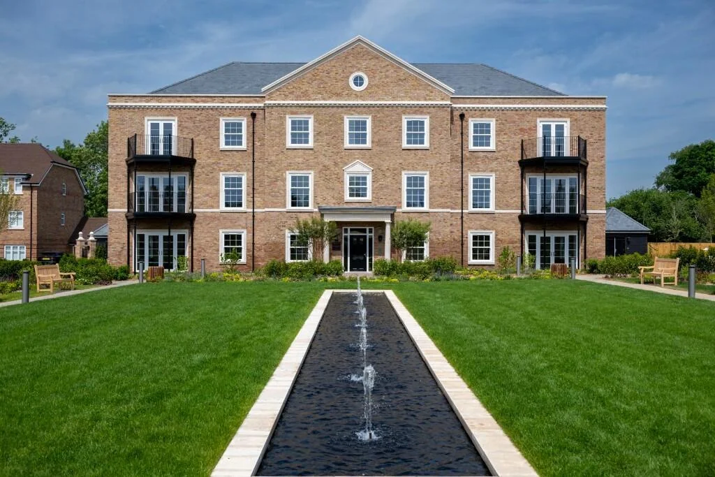 Apartamento en Surrey, Reino Unido, 1 019 m² - imagen 1