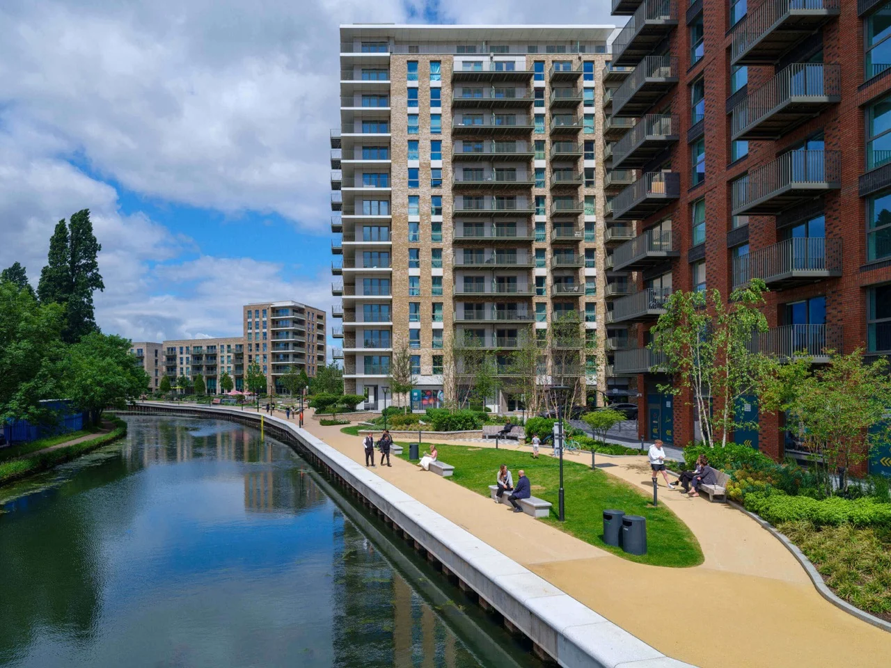 Apartment Wembley, United Kingdom, 1 261 m² - picture 2