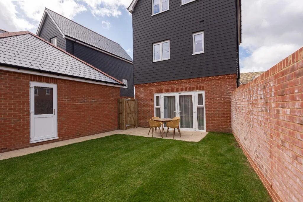 House Abbey Barn Park, United Kingdom, 1 506 m² - picture 3