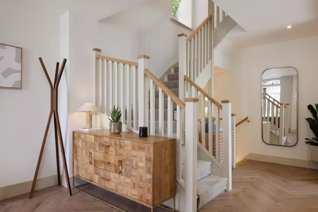House in Wandsworth, United Kingdom, 1 636 m² - picture 5