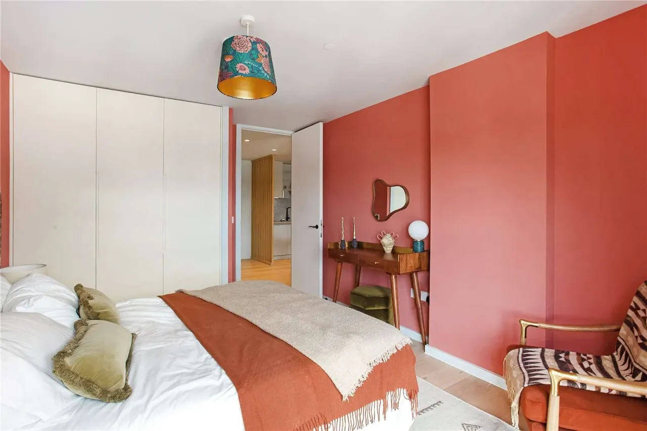 Apartment in London, United Kingdom, 990 m² - picture 7