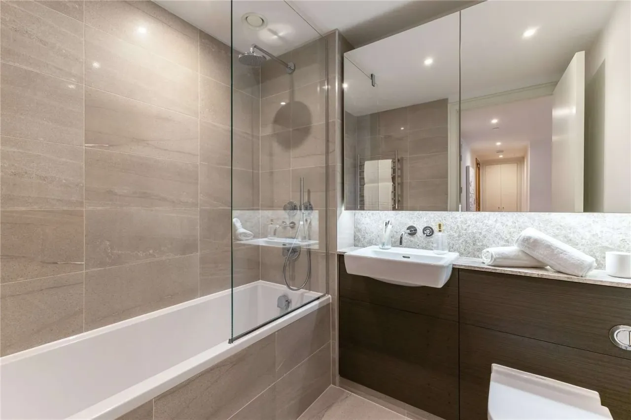 Apartment in Wandsworth, United Kingdom, 866 m² - picture 8