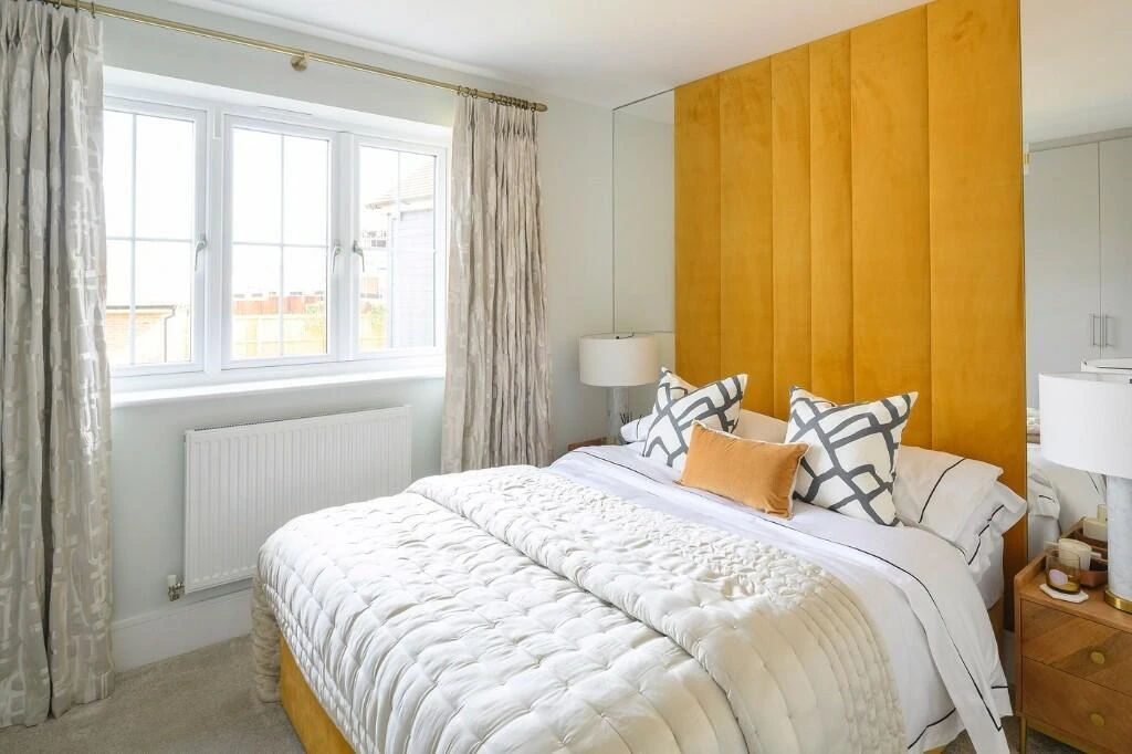 House Crookham Village, United Kingdom, 775 m² - picture 9