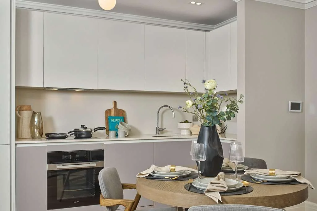 Apartment in Richmond, United Kingdom - picture 11