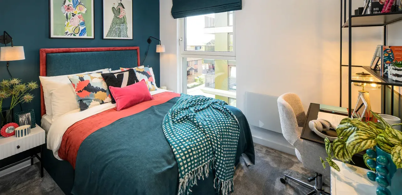Apartment in Surrey, United Kingdom, 706 m² - picture 11