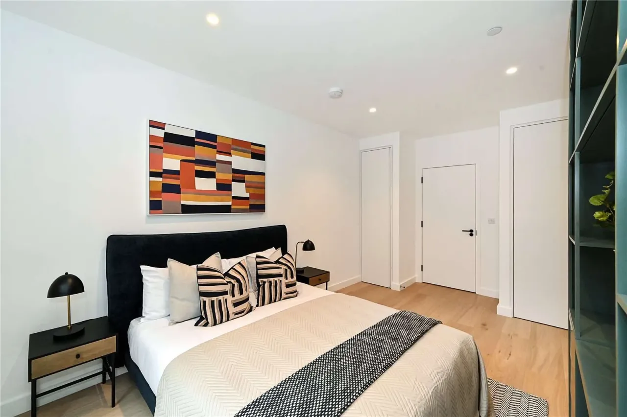 Studio Brent Cross, United Kingdom, 496 m² - picture 11