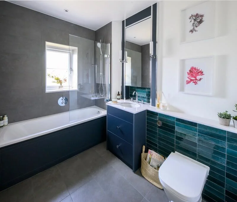 House Tonbridge, United Kingdom, 2 239 m² - picture 13