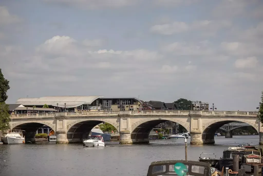 Appartamento a Kingston upon Thames, Regno Unito, 1 603 m² - foto 15