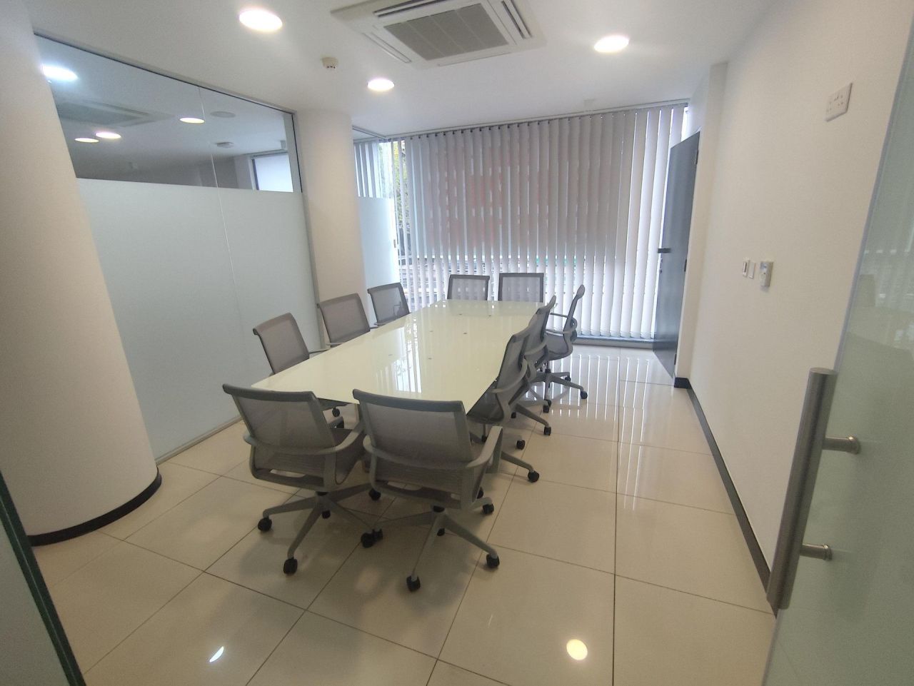 Bureau à Limassol, Chypre, 326 m² - image 3