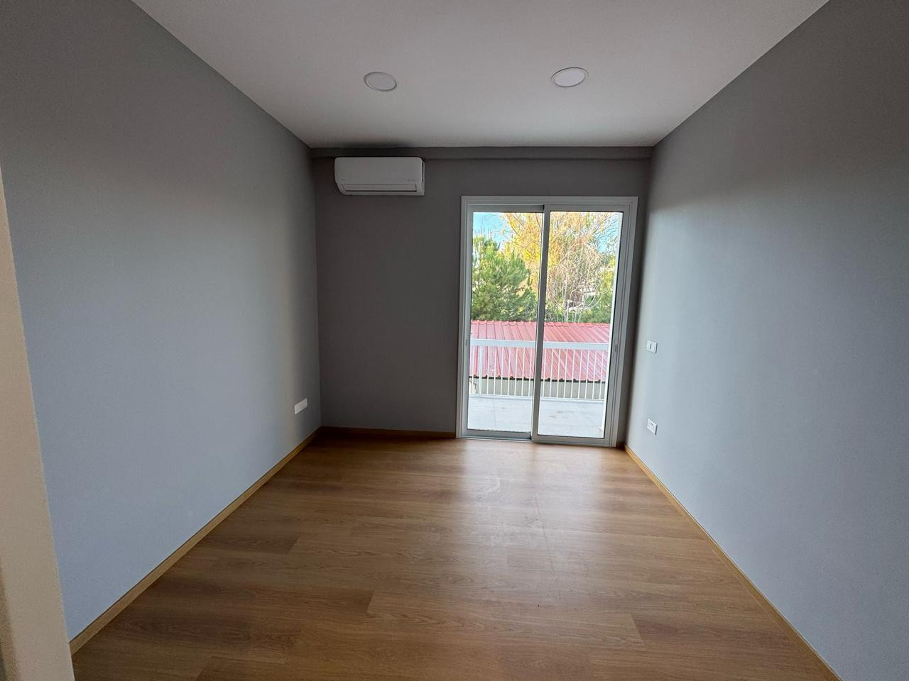 Oficina en Limasol, Chipre, 298 m² - imagen 11