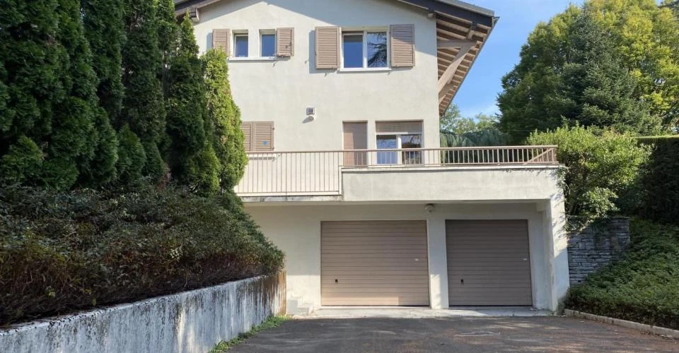 Piso en Ginebra, Suiza, 200 m² - imagen 1