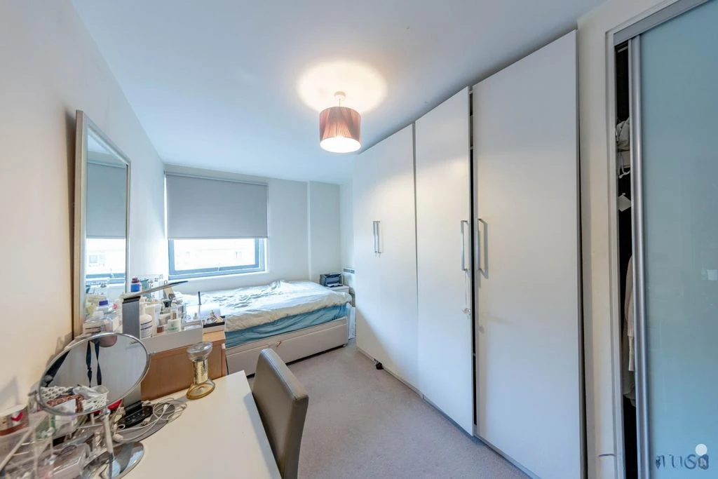Flat in London, United Kingdom, 57 m² - picture 4