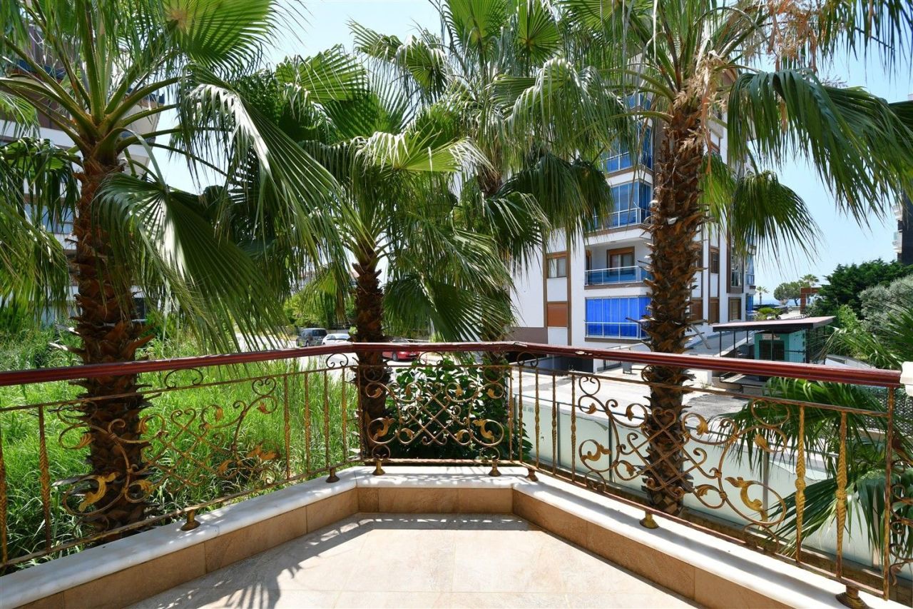 Villa in Alanya, Türkei, 480 m² - Foto 16