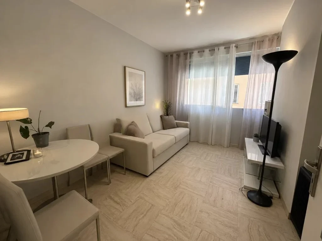 Piso en Mónaco, Mónaco, 22 m² - imagen 1
