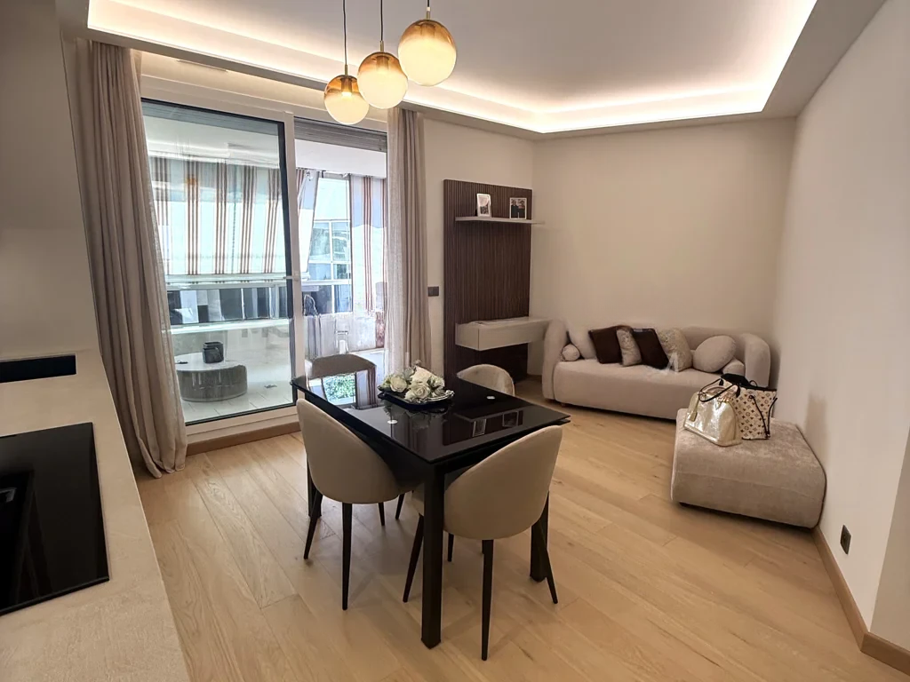 Flat in Monaco, Monaco, 100 m² - picture 13