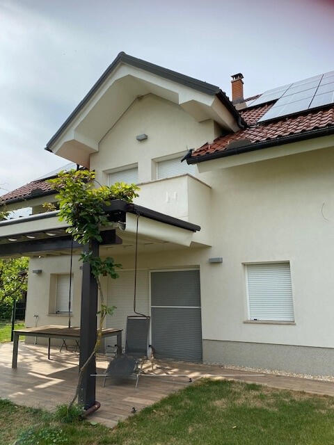 Casa en Liubliana, Eslovenia, 180 m² - imagen 1